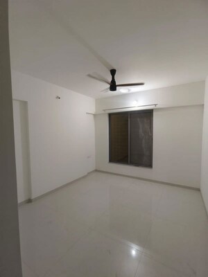 Room in 3 BHK Apartment at Nivasa Enchante, Lohgaon – for Rent