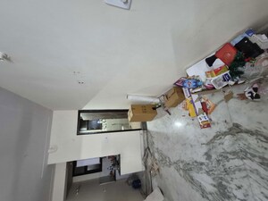 Room in 2.5 BHK Builder Floor at Mayur Vihar – for Rent