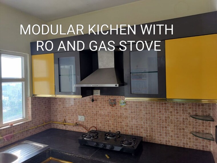 Kitchen, gomti nagar 2.5 Bedroom 1470 Sq.Ft. Apartment In Gomti Nagar Lucknow 10590029