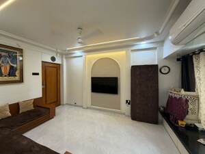 Bedroom in 2 BHK Apartment at Tata Colony – for Sale