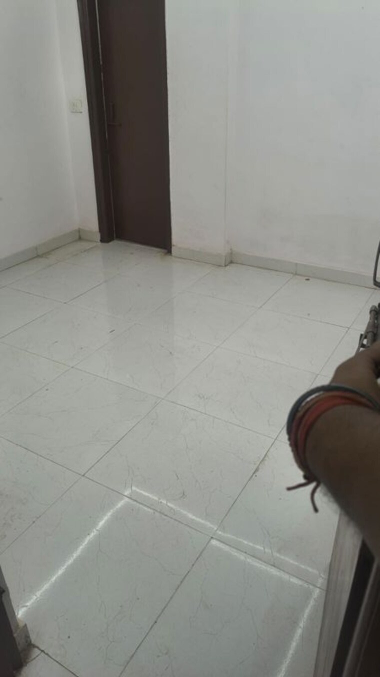Bathroom, neb sarai 1 Bedroom 450 Sq.Ft. Builder Floor In Neb Sarai Delhi 10590074