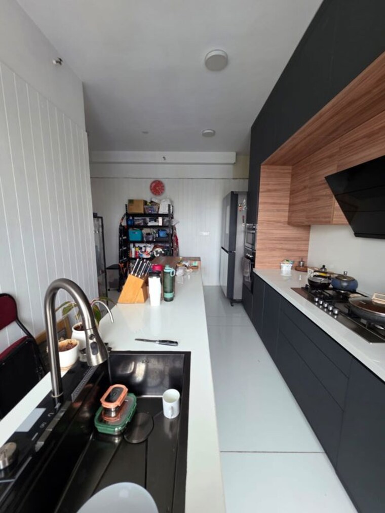 Kitchen, satra-one 3 Bedroom 1150 Sq.Ft. Apartment In Goregaon West Mumbai 10590073