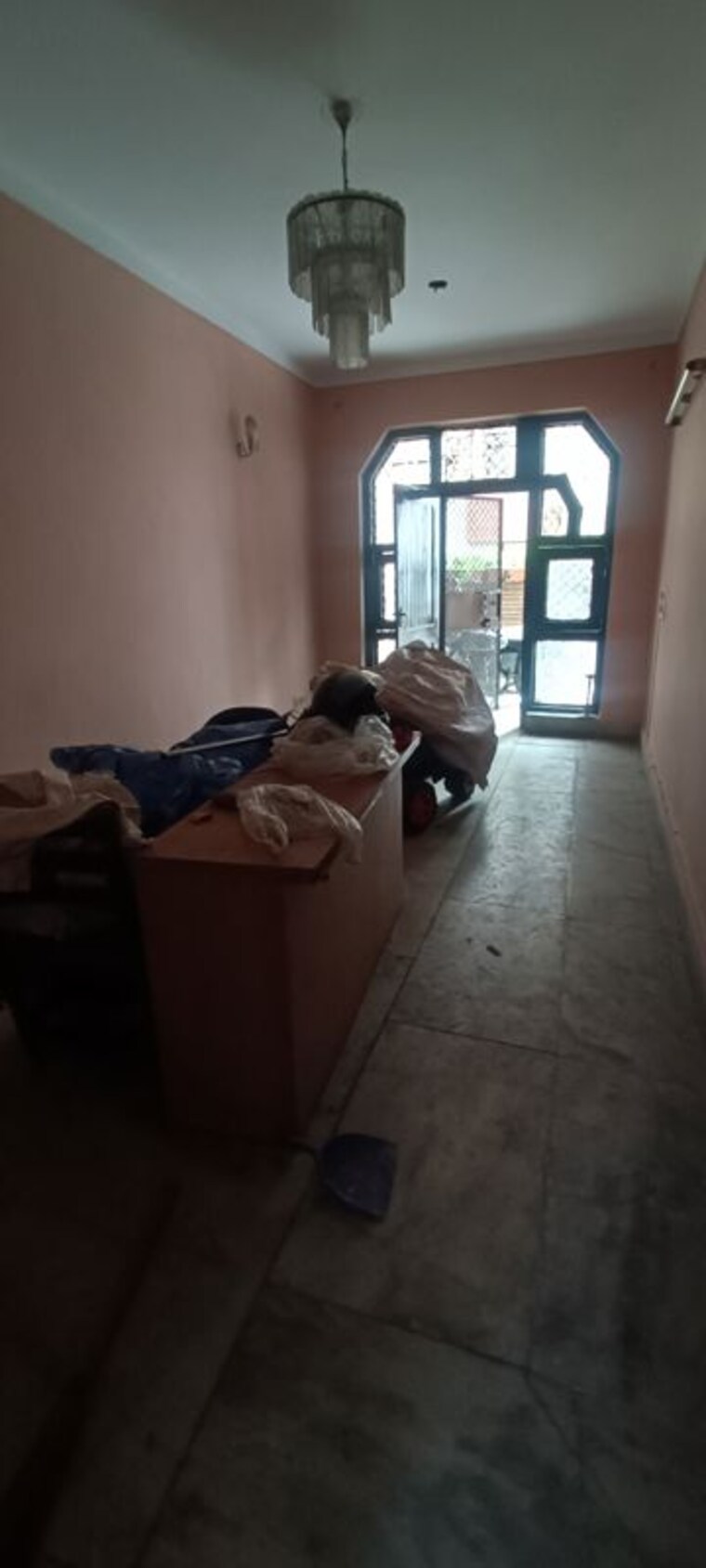  Parking, saraswati vihar 2 Bedroom 1300 Sq.Ft. Builder Floor In Saraswati Vihar Delhi 10590023