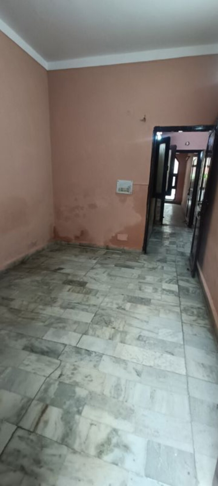 Room, saraswati vihar 2 Bedroom 1300 Sq.Ft. Builder Floor In Saraswati Vihar Delhi 10590023