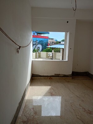 Room in 3 BHK Builder Floor at Kolkatta Gpo – for Sale