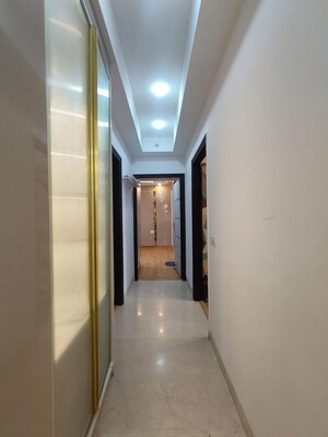 Building Lobby in 3.5 BHK Apartment at Bestech Park View Sanskruti, Sector 92 – for Rent