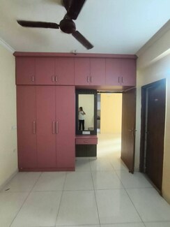 3 BHK + Study Room,Store Room Apartment For Rent in Stellar One