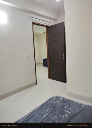 Room in 2 BHK Builder Floor at Jharsa – for Rent