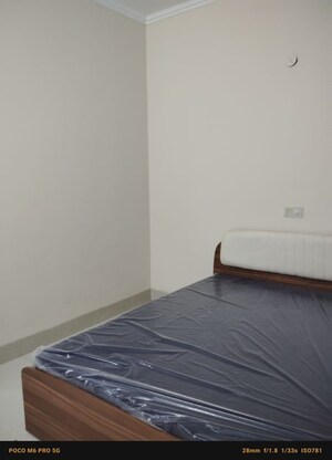 Bedroom in 2 BHK Builder Floor at Jharsa – for Rent