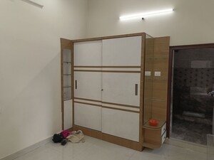 Room in 3 BHK Builder Floor at Banjara Hills – for Rent