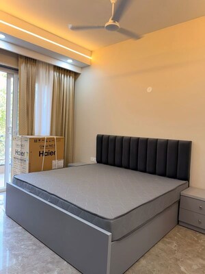 Bedroom in 1 BHK Builder Floor at Sector 38 – for Rent