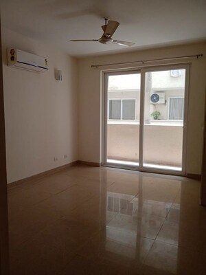 3.5 BHK Apartment For Rent in Emaar Emerald Floors Premier, Sector 65