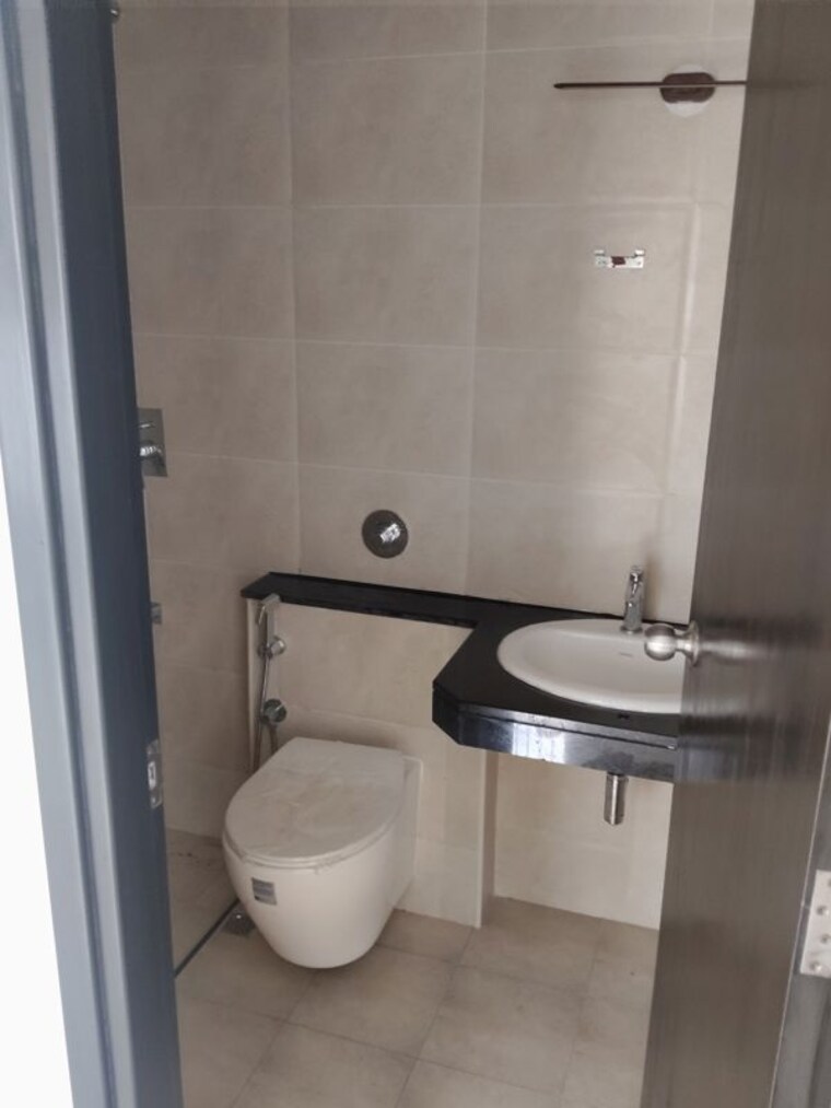 Bathroom, provident-sunworth 2 Bedroom 883 Sq.Ft. Apartment In Mysore Road Bangalore 10549368