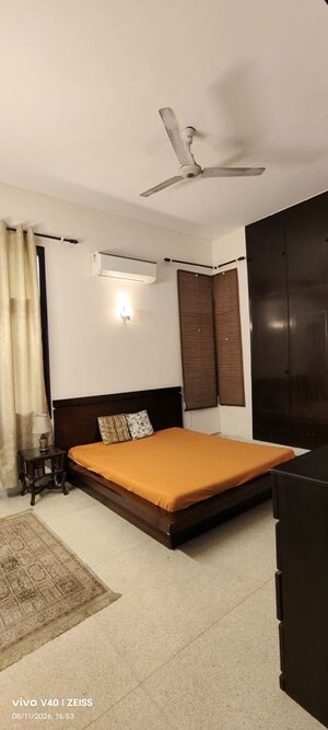 Bedroom in 3 BHK Apartment at Defence Colony – for Rent