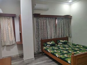 Bedroom in 4 BHK Independent House at Banjara Hills – for Rent