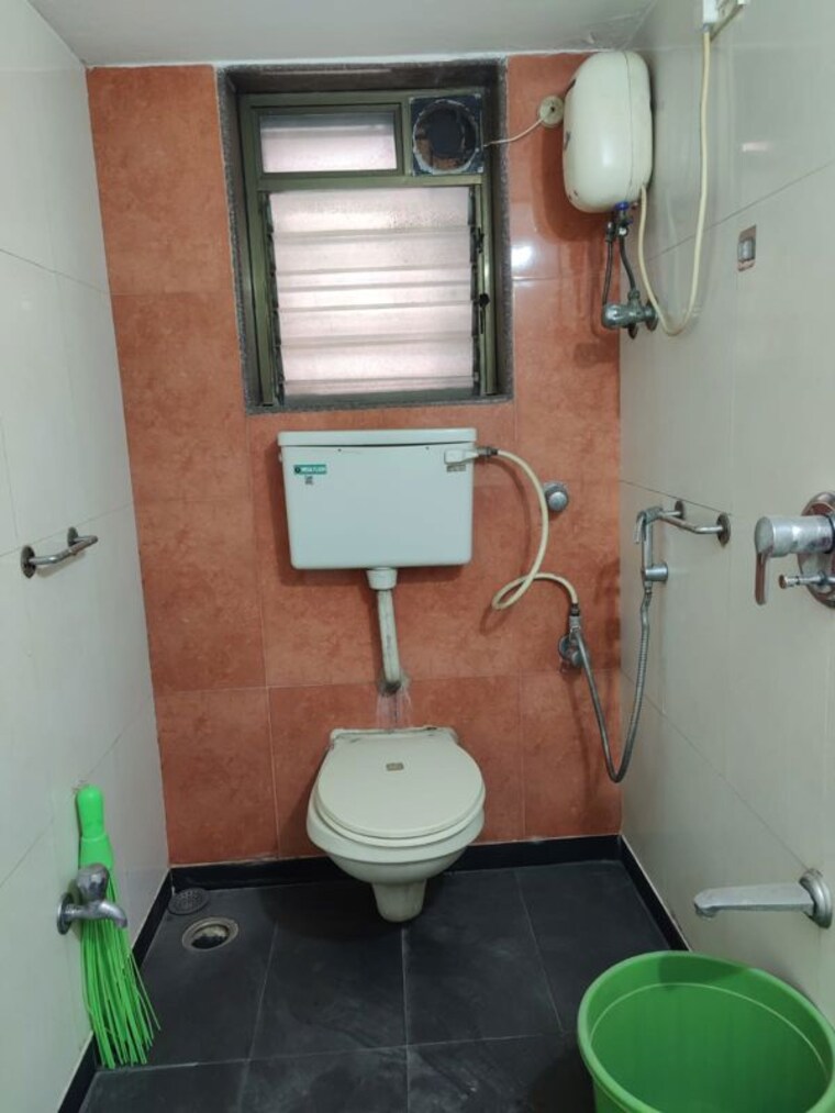 Bathroom, palm-acre-apartments 1 Bedroom 450 Sq.Ft. Apartment In Santacruz East Mumbai 10590150