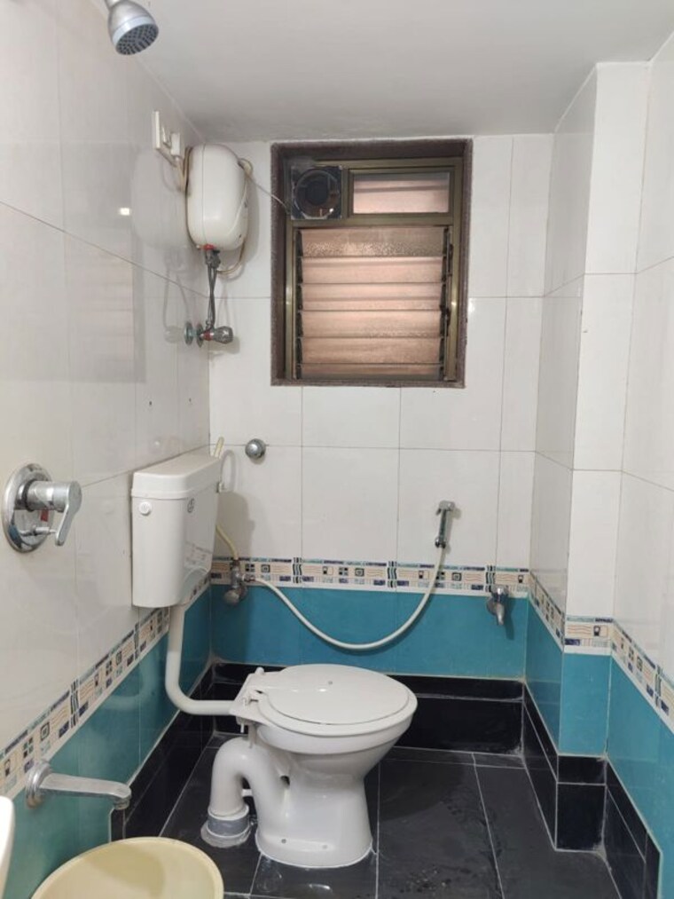 Bathroom, palm-acre-apartments 1 Bedroom 450 Sq.Ft. Apartment In Santacruz East Mumbai 10590150
