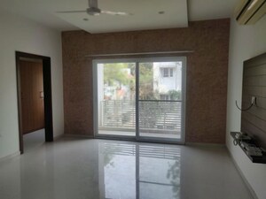Room in 5 BHK Builder Floor at Banjara Hills – for Rent