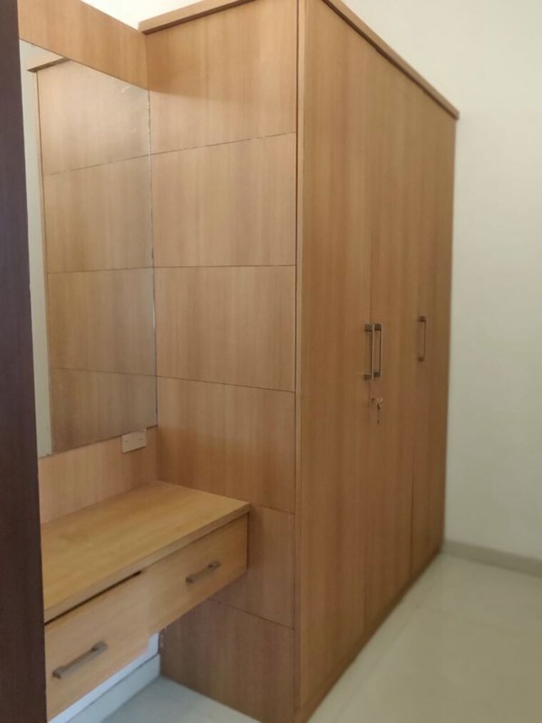Bathroom, banjara hills 5 Bedroom 5000 Sq.Ft. Builder Floor In Banjara Hills Hyderabad 10590161