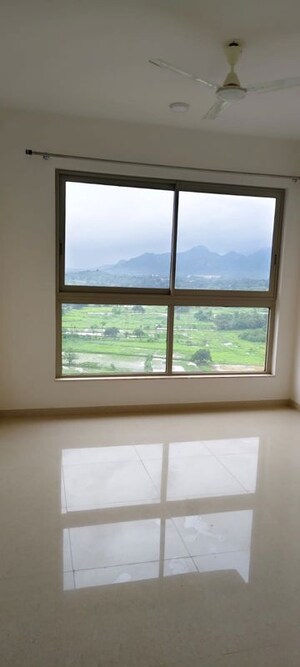 2 BHK Apartment For Sale in Hiranandani Fortune City, New Panvel