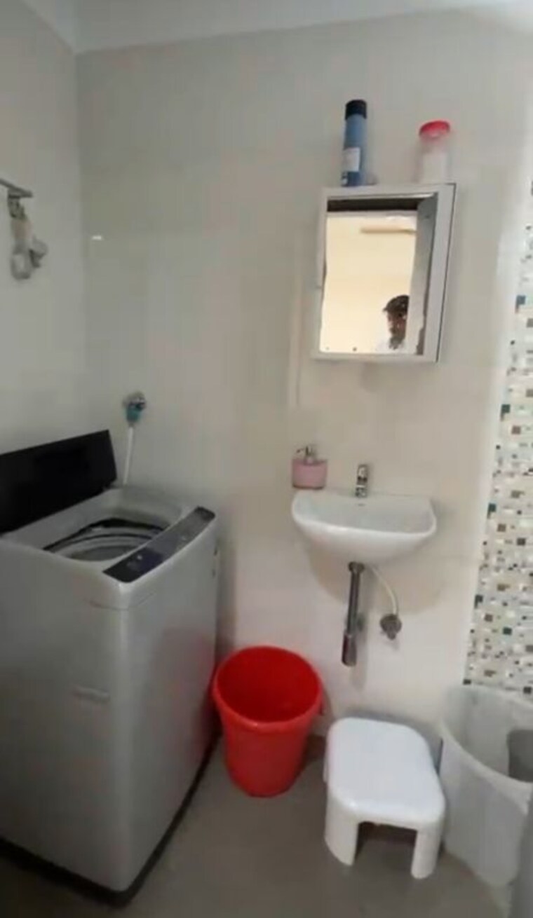 Bathroom, yash-trinity 2 Bedroom 575 Sq.Ft. Apartment In Dadar West Mumbai 10590196