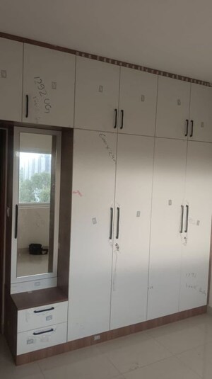 Furnished Amenities in 2.5 BHK Apartment at Mantri Lithos, Thanisandra – for Rent