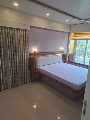 Bedroom in 2 BHK Apartment at Manikchand Malabar, Lulla Nagar – for Rent