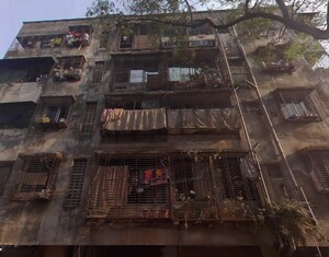  Apartment For Sale in Gulzar Nagar