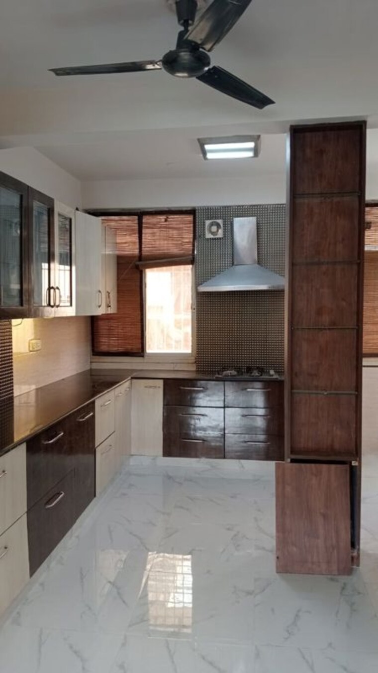 Kitchen, uppal-southend 3 Bedroom 1580 Sq.Ft. Builder Floor In Sector 49 Gurgaon 10590243
