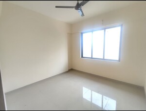 Room in 2 BHK Apartment at Paradigm Zenith Pushpanjali Residency Phase III, Ghodbunder Road – for Rent