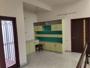 Room in 3 BHK Independent House at Banjara Hills – for Rent