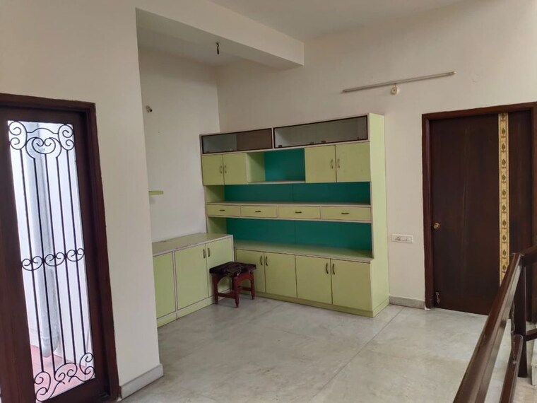 Room, banjara hills 3 Bedroom 5000 Sq.Ft. Independent House In Banjara Hills Hyderabad 10590457