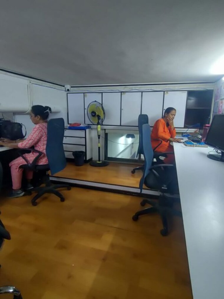 Gym, rangoli-time-complex Commercial Office Space 1200 Sq.Ft. In Dadar East Mumbai 10590469