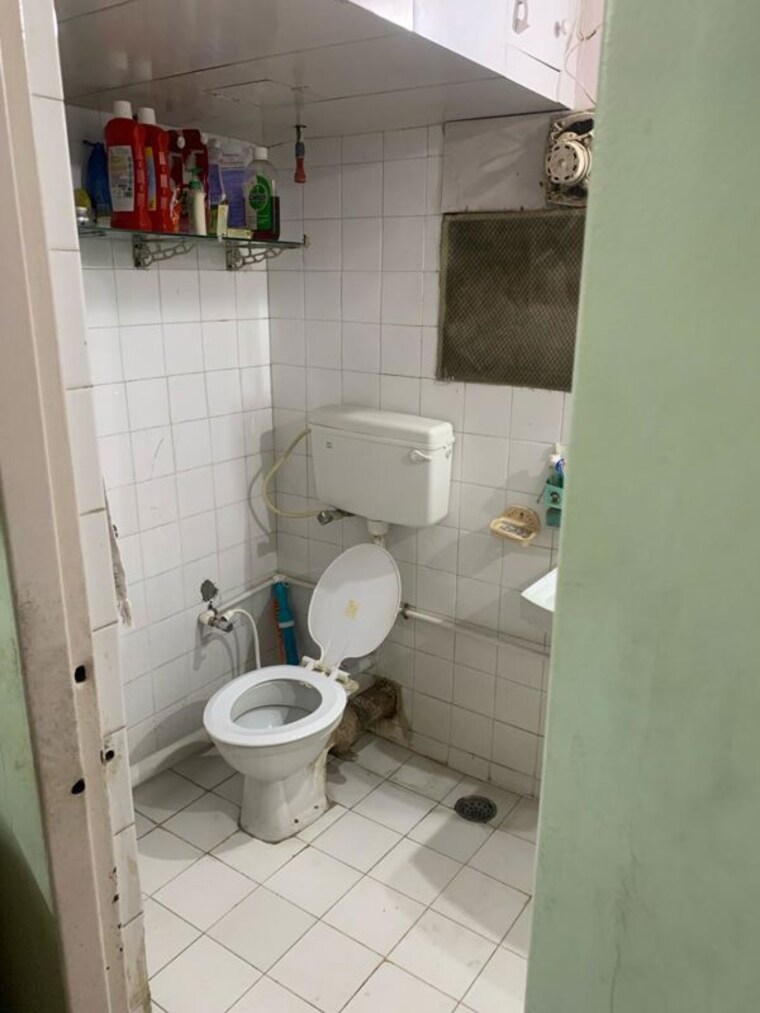 Bathroom, festival-apartments 2 Bedroom 980 Sq.Ft. Apartment In Viman Nagar Pune 10590485