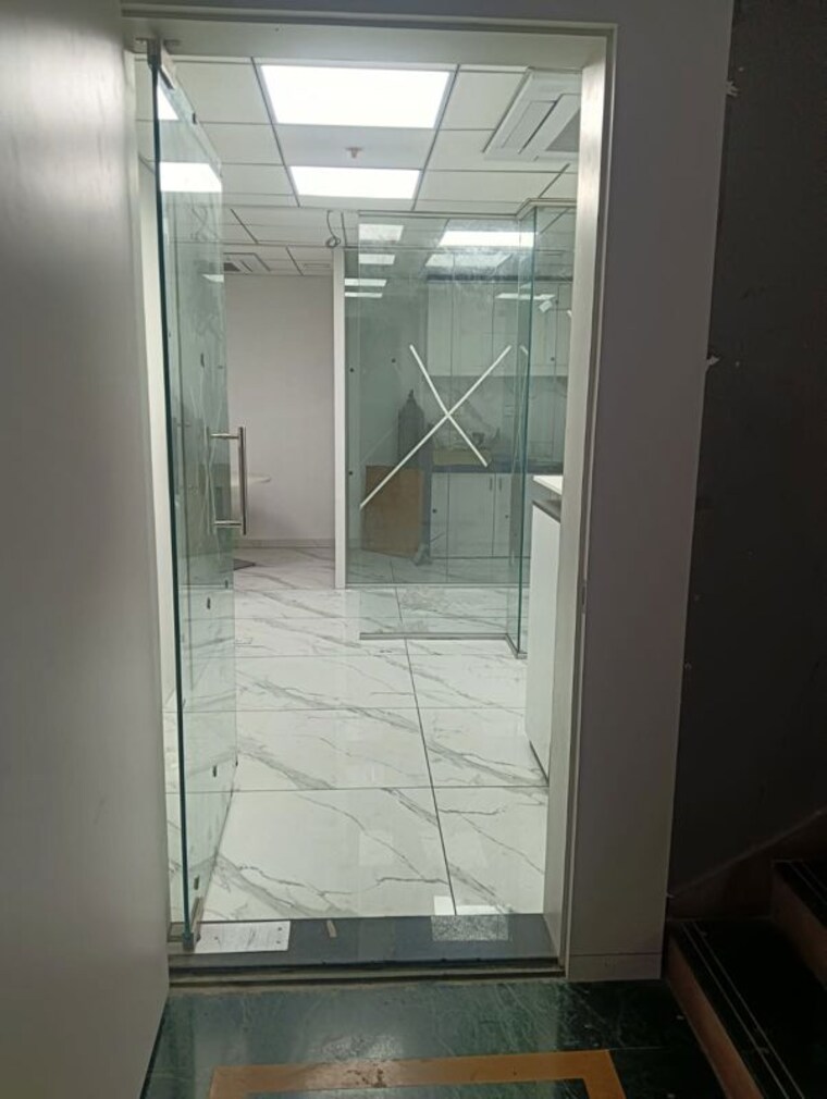 Bathroom, akshar-business-park Commercial Office Space 2880 Sq.Ft. In Vashi Sector 19f Navi Mumbai 10590487