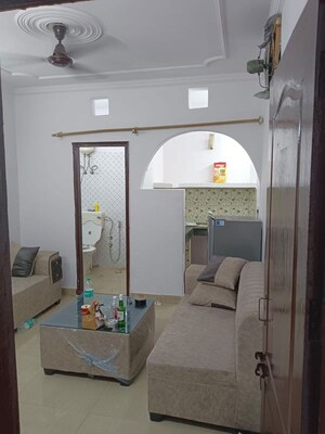 1 BHK Builder Floor For Rent in Amar Colony