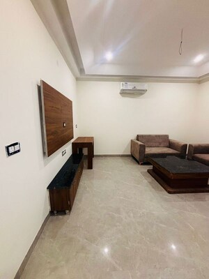 Kitchen in 1 BHK Builder Floor at Sector 39 – for Rent