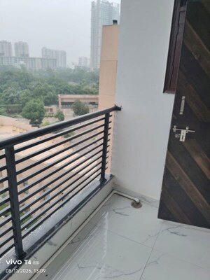 Balcony in  Pg at Sector 128 – for Rent