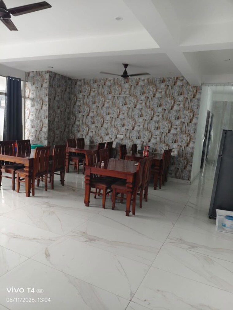 Living Room, sector 128 Pg For Boys & Girls In Sector 128 10590520