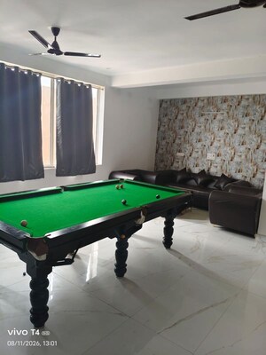 Team Area in  Pg at Sector 128 – for Rent