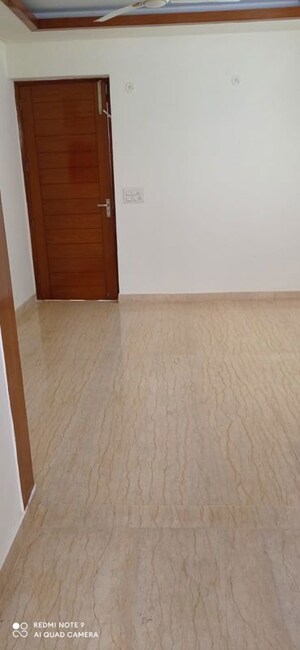 Room in 6+ BHK Independent House at Sector 31 – for Sale