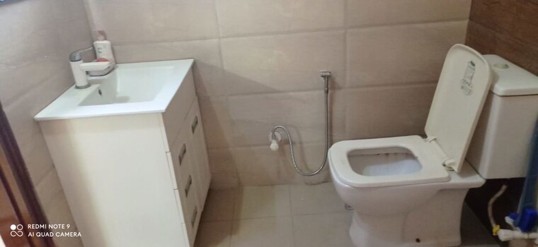 Bathroom, sector 31 6+ Bedroom 166 Sq.Yd. Independent House In Sector 31 Faridabad 10590525