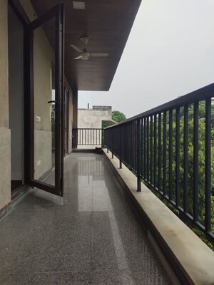 Balcony in 3 BHK Builder Floor at Saket – for Rent