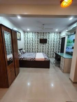 Master Bedroom in 5 BHK Villa at Koregaon Park – for Sale