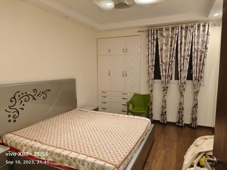 Bedroom, ansal-esencia-sovereign-floors 4 Bedroom 300 Sq.Yd. Builder Floor In Sector 67 Gurgaon 10590585