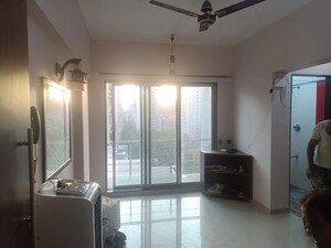 1 BHK Apartment For Rent in Goregaon West