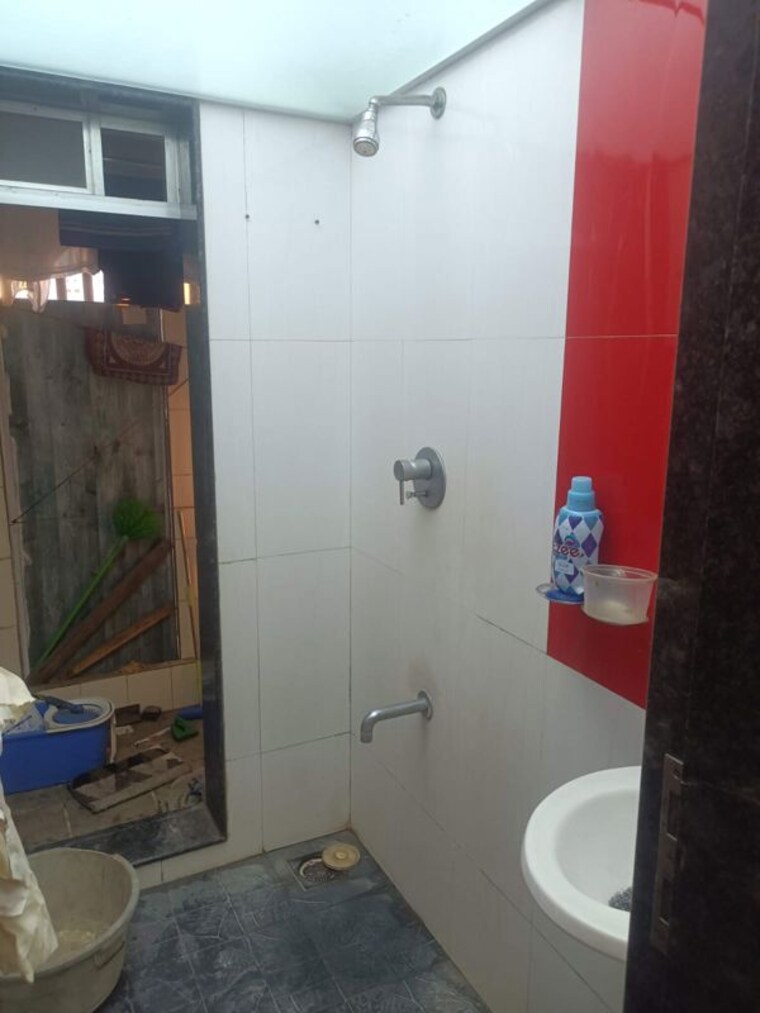 Bathroom, goregaon west 1 Bedroom 390 Sq.Ft. Apartment In Goregaon West Mumbai 10590513