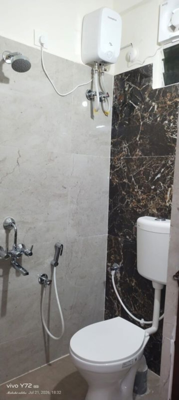 Bathroom, golden-tulip-kondapur 1 Bedroom 550 Sq.Ft. Apartment In Kondapur Hyderabad 10590603