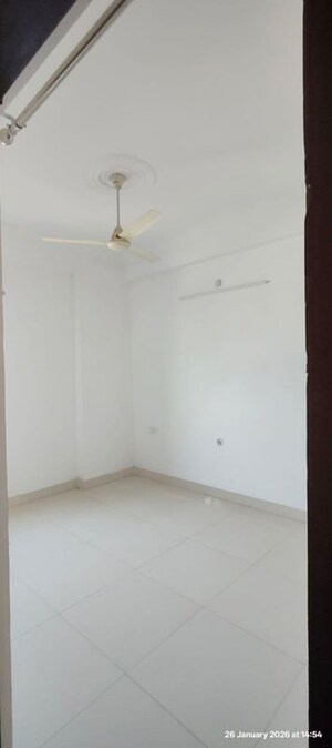 Room in 6+ BHK Independent House at Gomti Nagar – for Sale