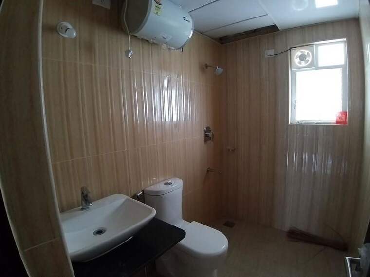 Bathroom, shriram-luxor 3 Bedroom 1440 Sq.Ft. Apartment In Hennur Road Bangalore 10590604